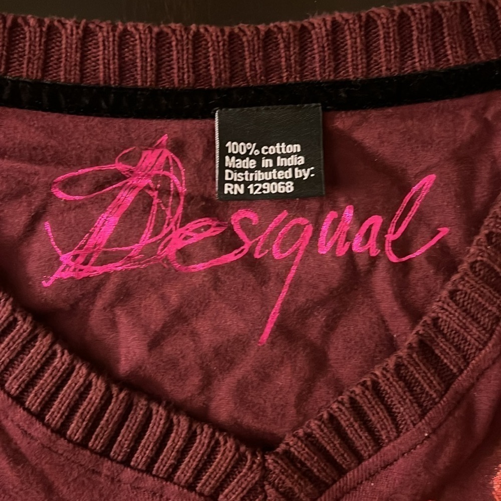 Desigual geometric print Top, long sleeve, burgundy. Size M - Picture 2 of 11